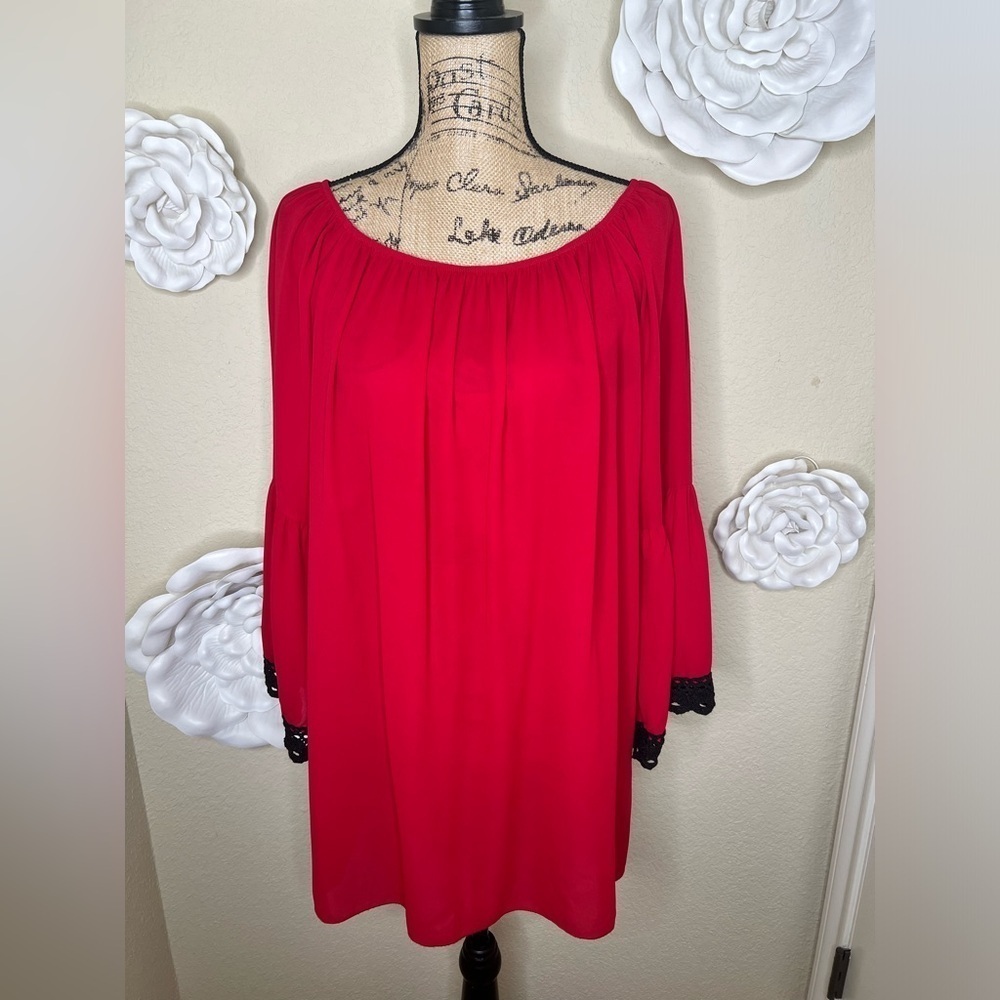 Pretty Semi Sheer Red Flowy Blouse w/ Black Crochet Trim Bell Sleeves Sz XL
